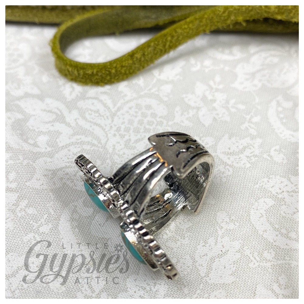 Turquoise Statement Ring and Bracelet Combo - Picture 4 of 12